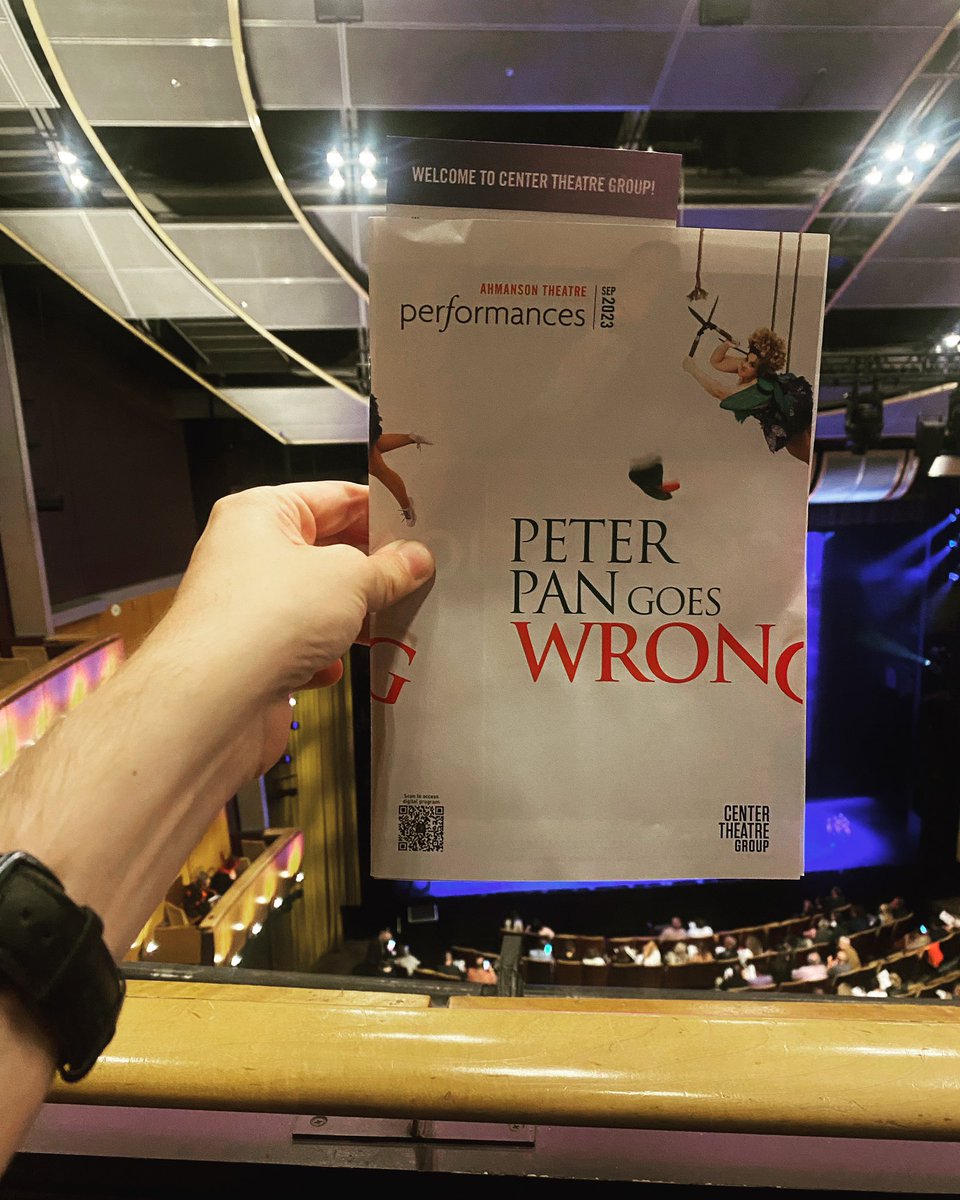 Laughed all the way through <a href="/pangoeswrong/">Peter Pan Goes Wrong</a> with <a href="/danieldaekim/">Daniel Dae Kim</a> &amp; performers from <a href="/mischiefcomedy/">Mischief</a>.