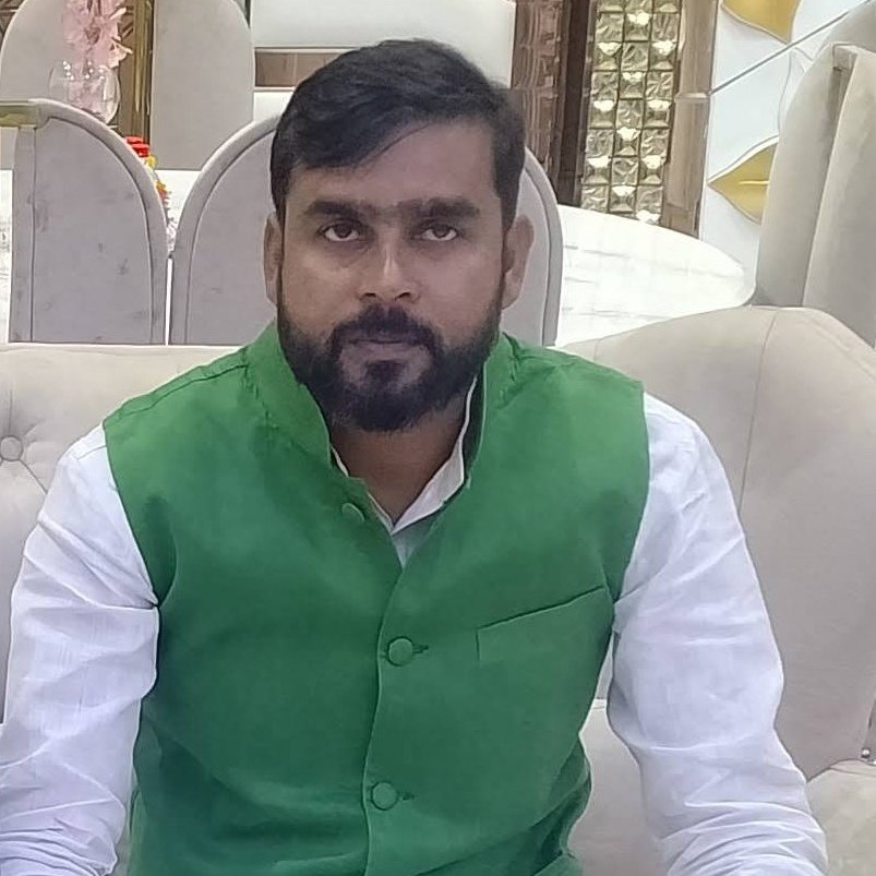 ShaukatAliAns17's tweet photo. #NewProfilePic https://t.co/jGUoJUqGQ4