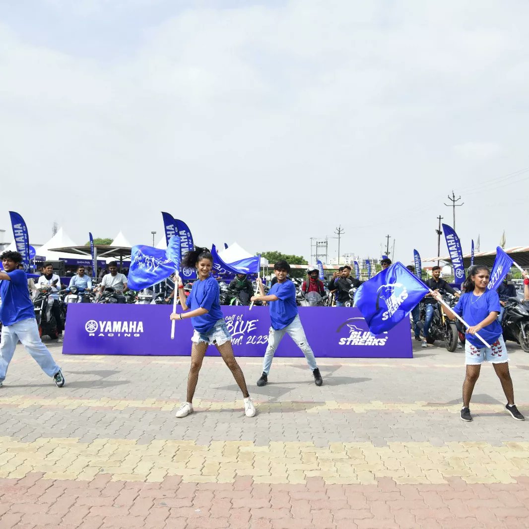 India_Yamaha's tweet photo. Join us to experience the exhilarating atmosphere at the Call of the Blue weekend at Baroda as it embraces the racing hearts!
#COTBWeekend #Yamaha #YamahaMotorIndia #YamahaRacing https://t.co/M9nr02KjqS