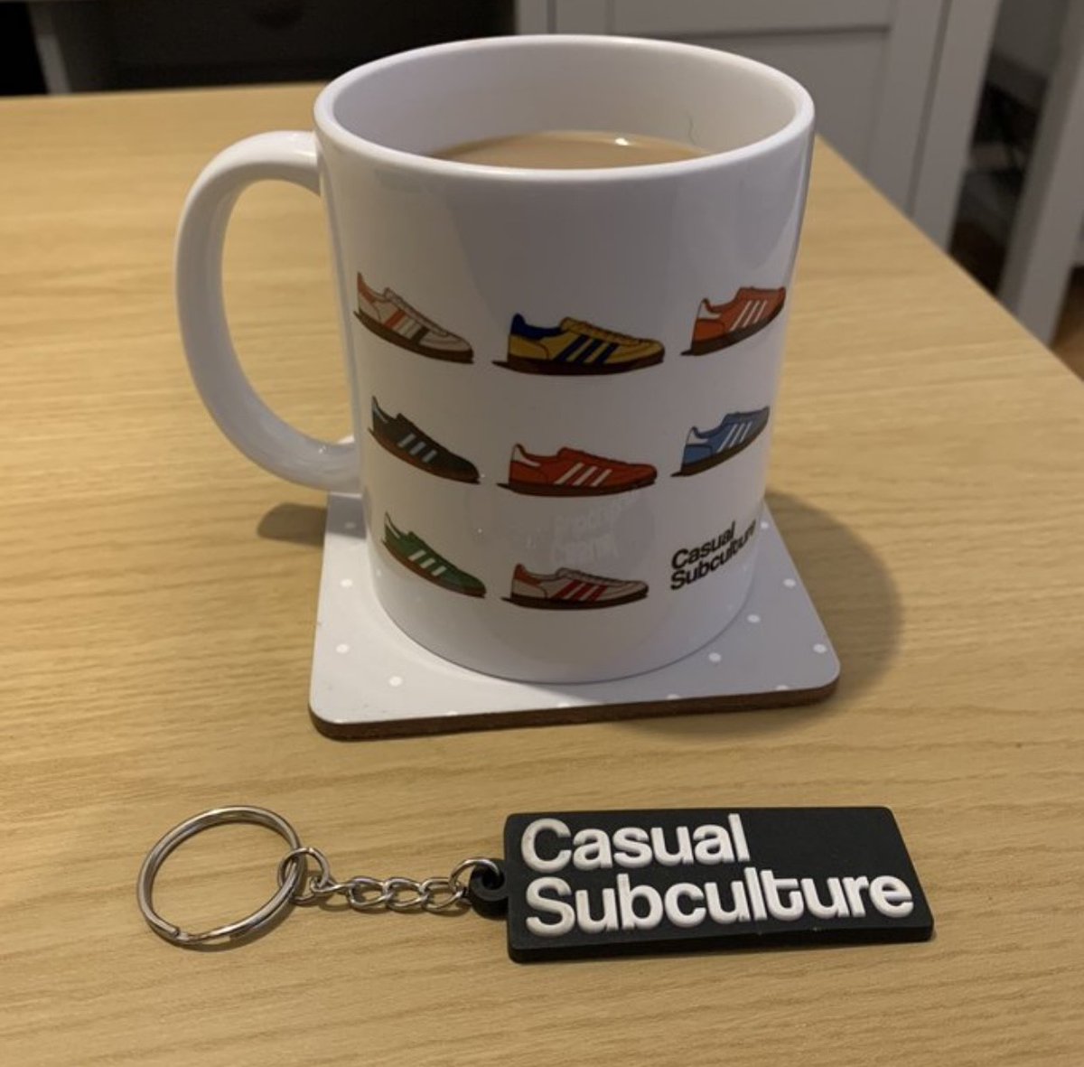 Sunday Giveaway 🔥🙌 Arsenal vs Man United ⚽️ 1. Retweet 2. Comment with the minute the first goal will be scored. Winner will receive one of our Casual Subculture Mugs & a Keyring 👌 *If there are multiple guesses of the same minute the prize will go to the 1st comment.