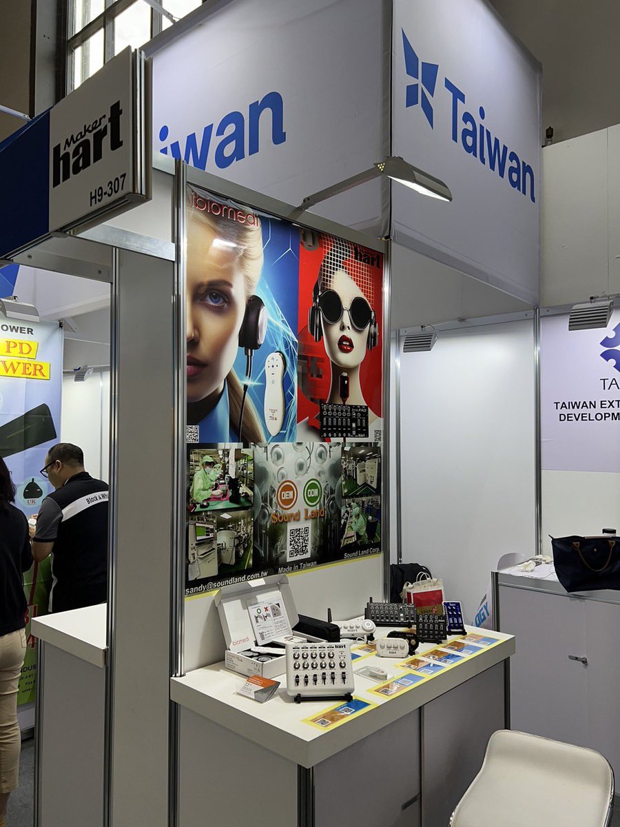 💪DAY 1~~Welcome to Maker hart booth H9-307

👉2023 IFA BERLIN , 1-5 SEP 2023

ifa-berlin.com

#Makerhart
#Soundland
#2023IFA
#audiomixer
#blouthtoothmixer