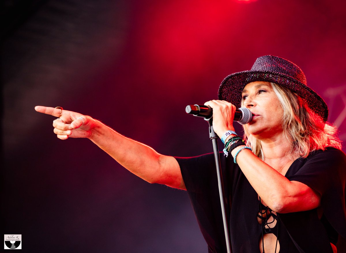 « Il faut toujours viser la lune, car même en cas d'échec, on atterrit dans les étoiles » ✨✨✨
<a href="/Zazieonline/">Zazie</a> 
📷© Adeline K.