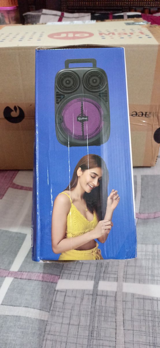 KumarGandharva8's tweet photo. जियो माट से हमने pTron Fusion Stage 20 Watts Wireless Bluetooth Party Speaker, Upto 20 hrs of playtime, Karoke Wired
₹1,099.00 लिया जो की टुटा हुआ मिला जब हम ने इसका शिकायत दर्ज कराई तो जियो माट वाले वापल लेने से इन्कार कर दिया। https://t.co/drf1e6Usvy