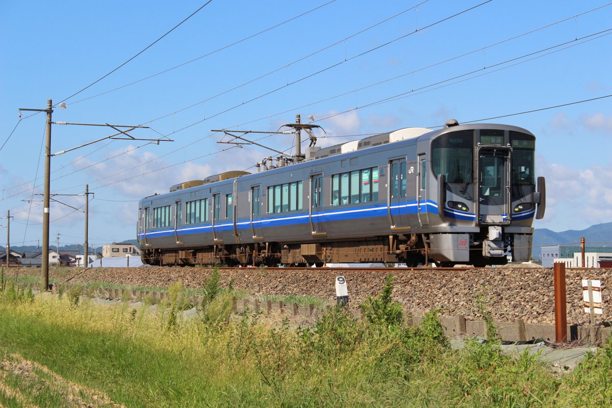 ExpressKaido's tweet photo. 北陸新幹線・IRいしかわ鉄道・ハピラインふくいの開業日が発表されましたので、北陸本線を撮影してきました。

撮影日：2023.09.03
撮影地：春江〜丸岡間 https://t.co/c4kKcNWteE