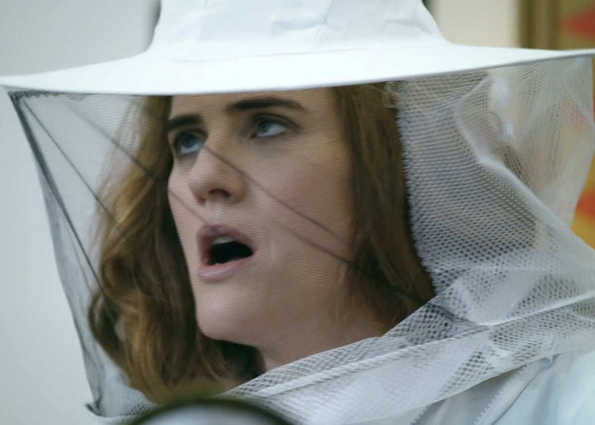poorlydrawnTM's tweet photo. bee in your bonnet? 🐝

#taskmaster https://t.co/3zJ567Gml4