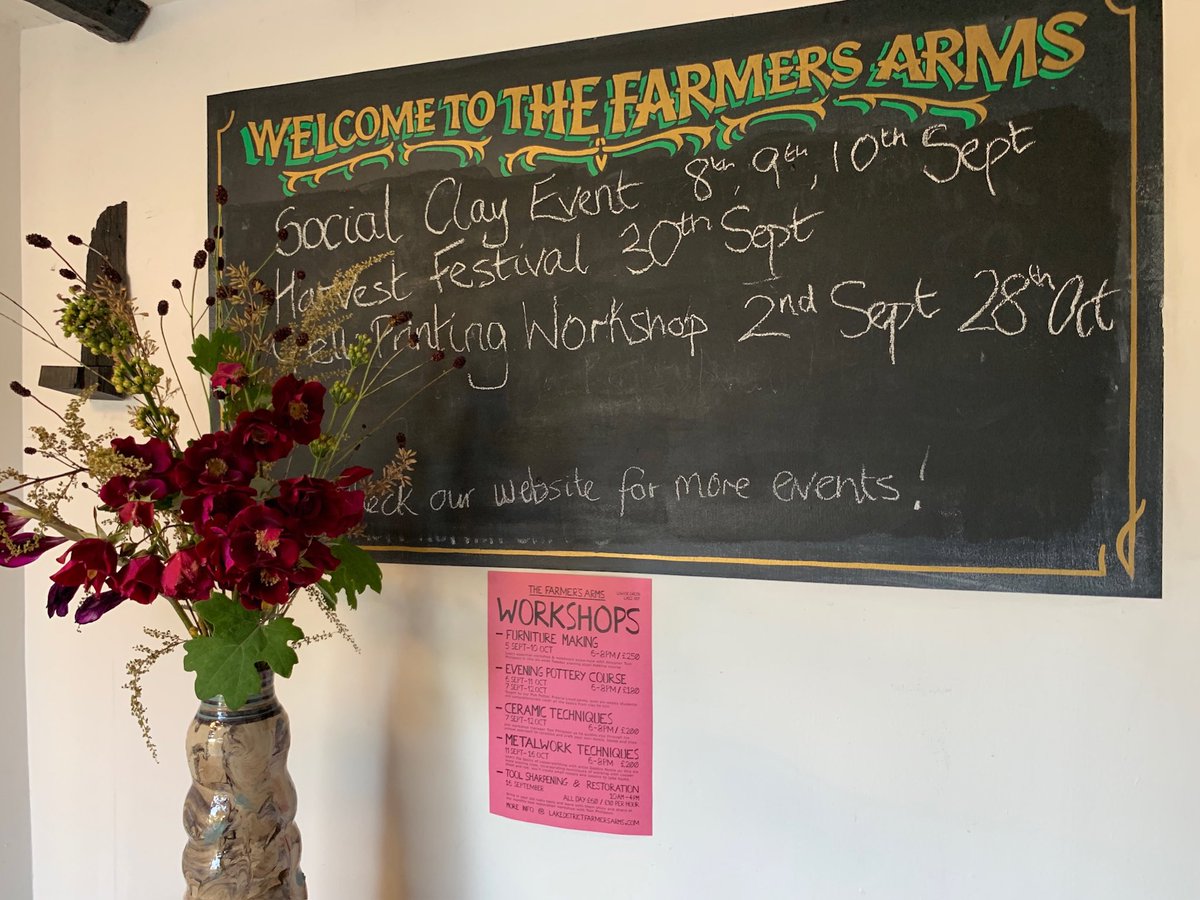 cragchris's tweet photo. Farmers Arms Lowick Green yesterday. Beautiful weather. Also #Lowick show on. https://t.co/XjaXNdXe3h