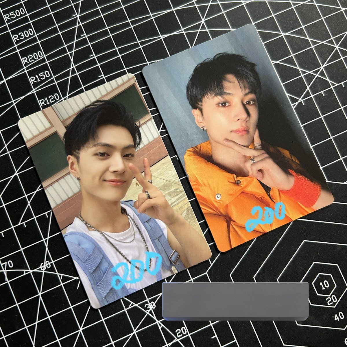 heejayting's tweet photo. wts lfb enhypen ph

— jay weverse album set
can do dop w/ dp
sco / free pf payo
both mint 
w/ official freebies + fanmade ones (dogshow pcs + stickers)

dm/reply to claim!

t: manifesto md1 mdo m:d1 m:do wev ver type a b pc photocard https://t.co/CVJHzx9BtY
