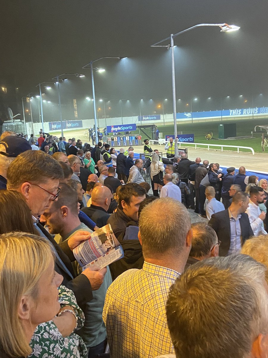 Derby final night in <a href="/shelbournepark/">Shelbourne Park Greyhound Stadium</a> ticked off the bucket list ✅