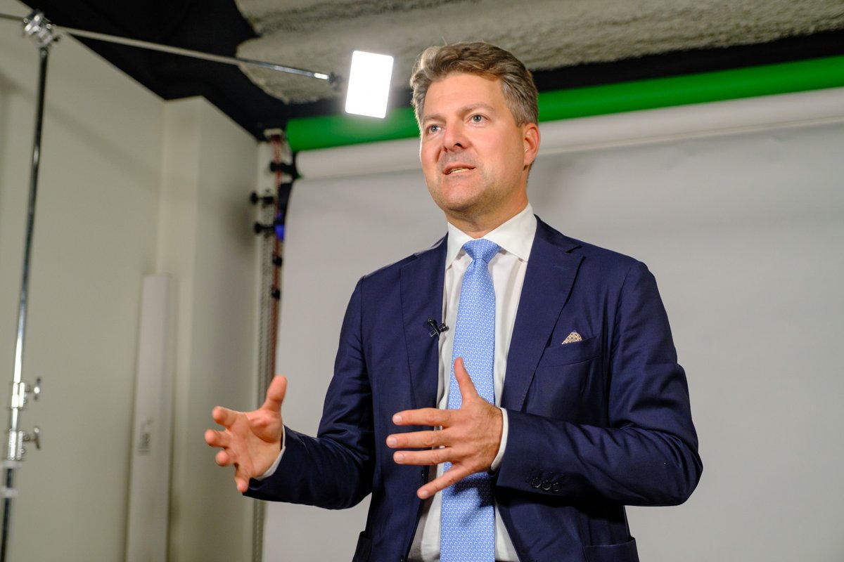 EPPGroup's tweet image. 💬 MEP @Andreas_Schwab’s take on the #SingleMarket30 and how it is the cornerstone of business &amp;amp; economy in the EU 🇪🇺. 

🚀The @EPPGroup s proud to be a driving force behind the European Single Market! 

📸View the full video: epp.group/wpucfu