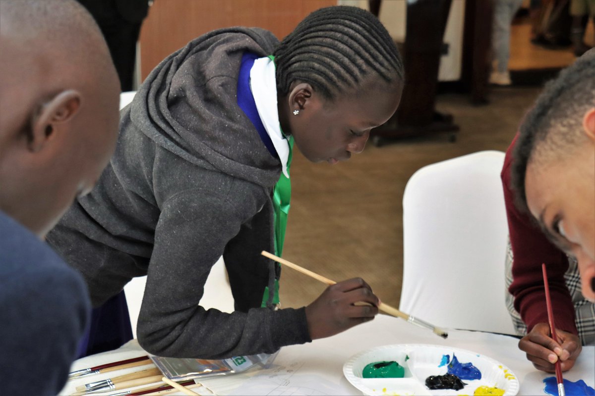 EacrnRegional's tweet photo. Children engaging in #climate activism using art at the #childrenclimatesummit
(Turning key messages into creative formats such as drama, poem, art, music and debate)
#ACS23 https://t.co/GT94axOHMJ