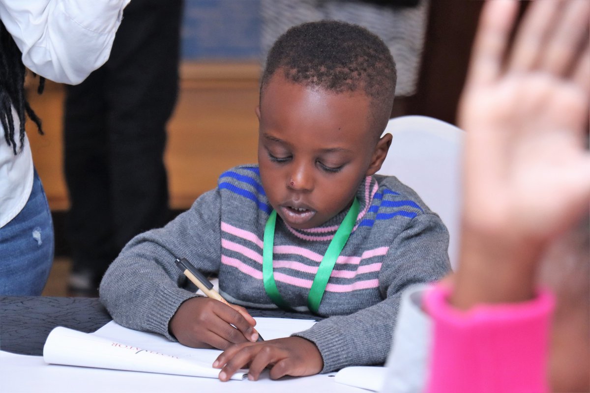 EacrnRegional's tweet photo. Children engaging in #climate activism using art at the #childrenclimatesummit
(Turning key messages into creative formats such as drama, poem, art, music and debate)
#ACS23 https://t.co/GT94axOHMJ