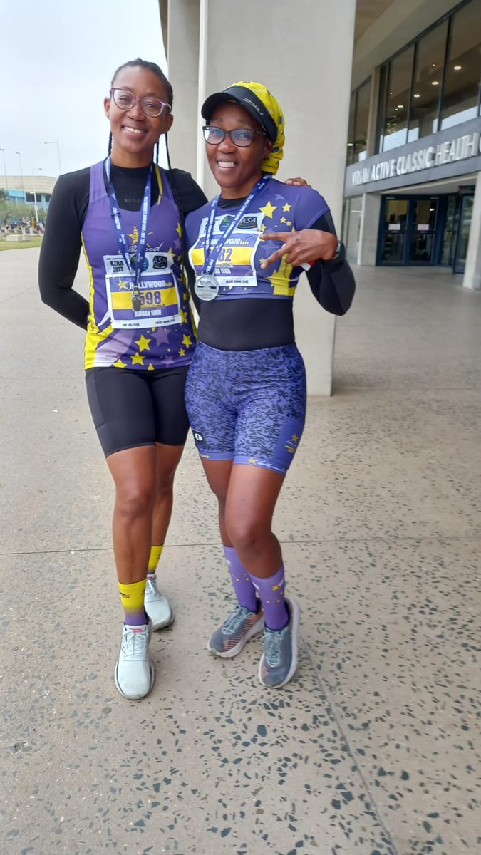 Me and sister decided to go and paint Durban purple with other kids today. #RunningWithTumiSole 
#IPaintedMyRun
#FetchYourBody2023 
#IChoose2BeActive
#FitmomGolfmomGymfanatic