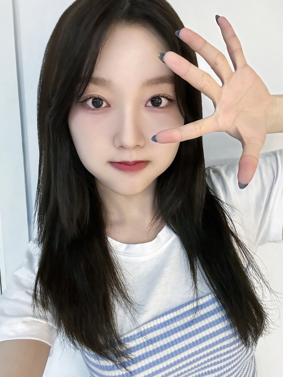 Loossemble_twt tweet picture