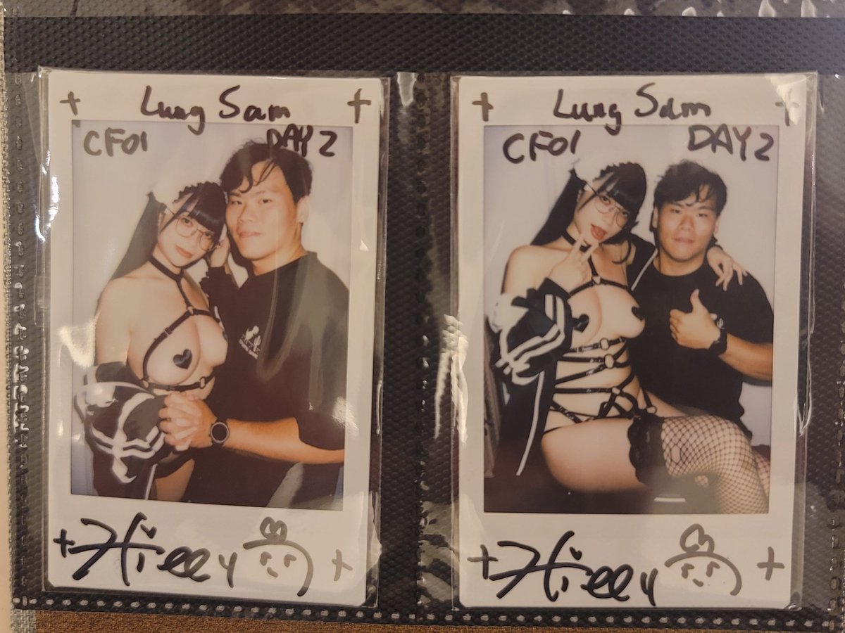 LungSam7's tweet photo. 昨天忘記上傳了😆台北早上爆熱🥵今天天氣外面雖然不優~但有風還是挺涼的~
但還是很開心見到我推~@HIEEY_HEIKA
聊的很開心😆也玩的很開心~
希望場後能夠好好休息~可惜台灣這兩天都有颱風🥹不然希望你場後能夠好好逛逛台灣~
#COSFANS #cosfans #CF01 https://t.co/aoxA22zA3v