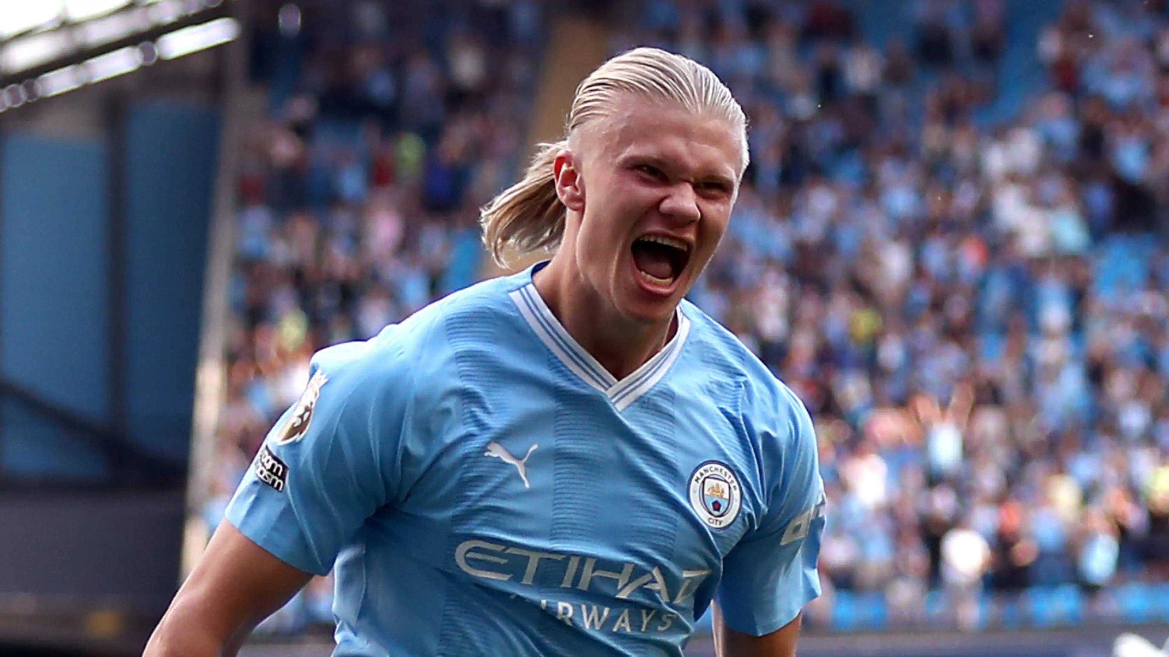 Transfer News Live on X: 🚨 Manchester City are set to offer Erling  Haaland a basic salary of £600,000-a-week if he extends his deal with them  beyond 2027. They want to stop