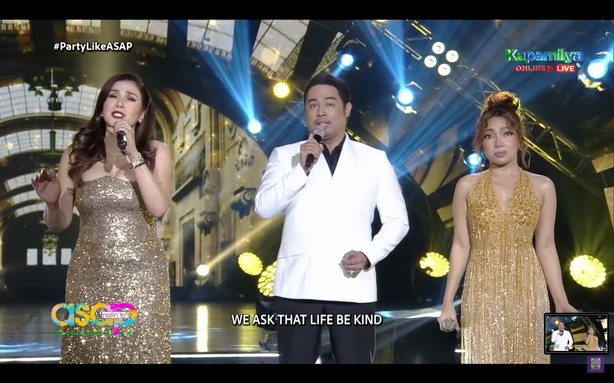 maddcreativesph's tweet photo. Now that is how you do a show! Kudos @jedmadela !
#PartyLikeASAP https://t.co/mqqNhHX4oQ