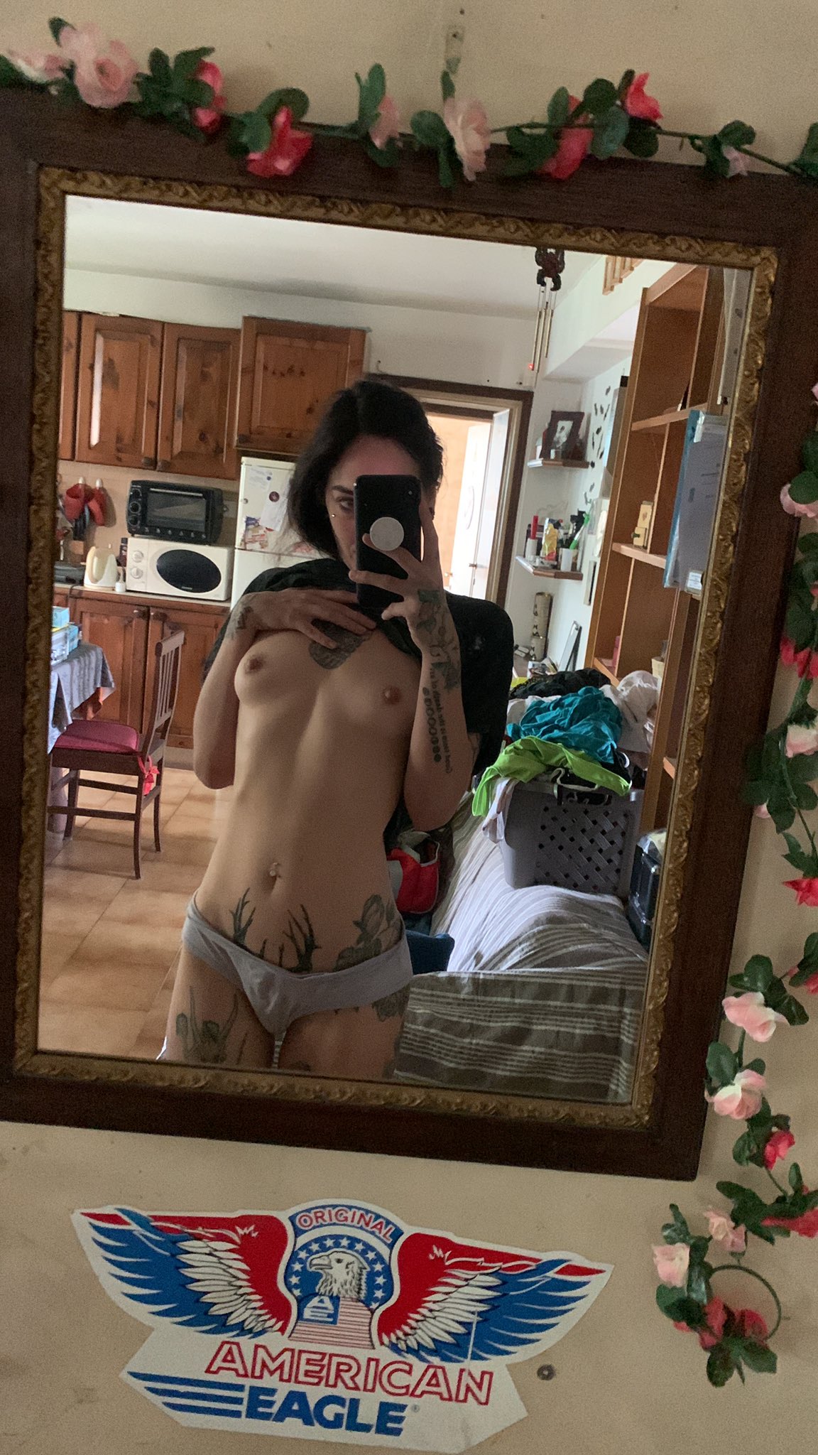 Good morning! It’s cleaning day for me 💖 How you’ll spend your Sunday? https://t.co/0zdAgfFxv8
