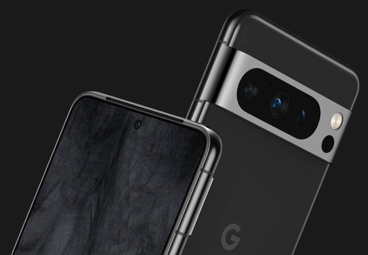 smartechdaily's tweet image. كل ما نعرفه حتى الآن عن مواصفات أجهزة Pixel القادمة من جوجل، #Pixel8 و #Pixel8Pro :
🔹 شاشة مسطحة بمقاس 6.17” من نوع OLED مع تردد 90Hz لنسخة Pixel8
🔹 شاشة مسطحة بمقاس 6.7” من نوع OLED مع تردد 120Hz لنسخة Pixel8Pro 
🔹 معالج Google #TensorG3
🔹 رام 12GB من نوع LPDDR5
🔹 ذاكرة…