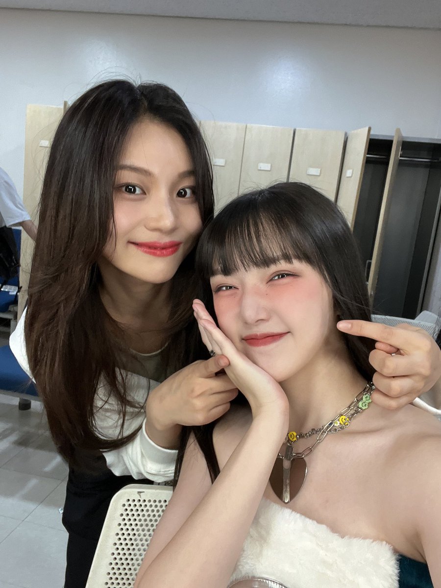 viviz_update's tweet photo. [📷] - Yerin 💭 update with #Umji 03092023

#VIVIZ #UMJI #비비지 #엄지 https://t.co/A3TJLGs1Q4