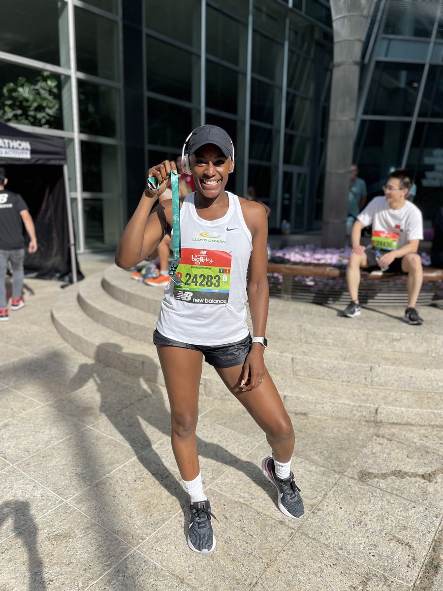 shakesdrayton's tweet photo. Job done, safe changeover. Now to go meet the rest of the team at the finish #bigrelay #bighalf https://t.co/a9nRYw7gpX