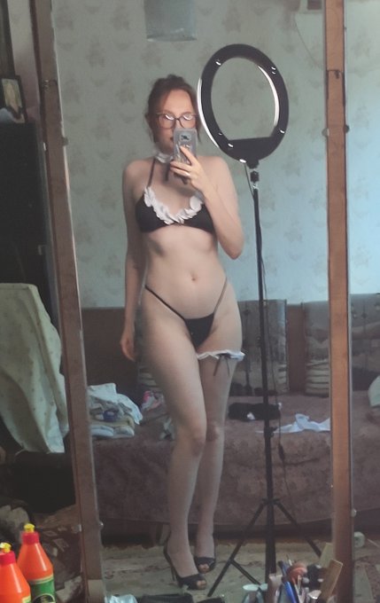 Chokers are my weakness 🥰🥰🥰 https://t.co/ycxTeIABEy<a href="/tag/mistress"class="tags"><span>#mistress</span></a><a href="/tag/armpitslovers"class="tags"><span>#armpitslovers</span></a><a href="/tag/armpitfans"class="tags"><span>#armpitfans</span></a>