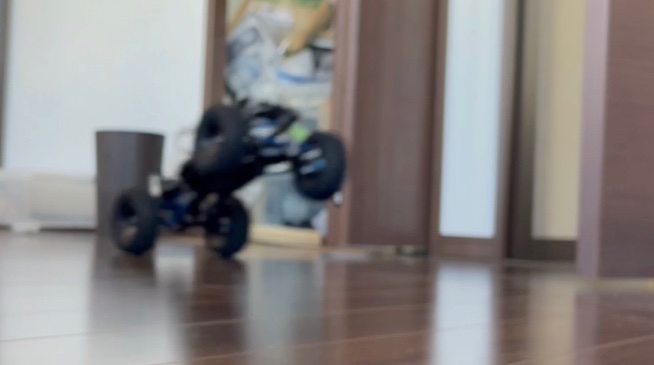 RC仲間からCC-02動きました!
言うて連絡あったけど

なんか違う感🤔

<a href="/320Ruckus/">３２０</a>