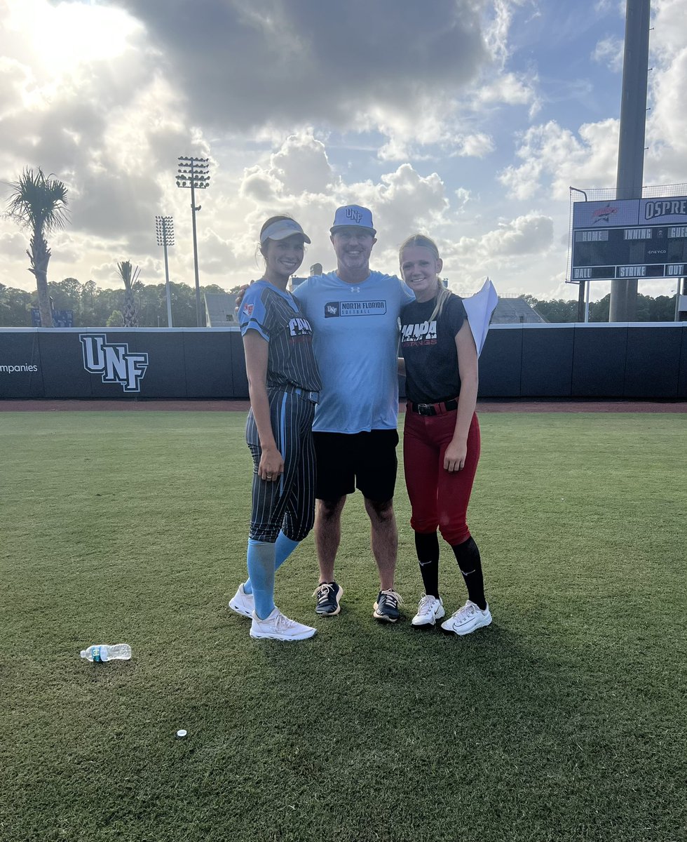 Had the best time at UNF yesterday! I learned so much from the incredible staff and current players, will definitely be back soon!! Thank you <a href="/JeffConrad10/">Jeff Conrad</a> <a href="/CoachMarioH/">Mario Hernandez</a> and <a href="/amber_fiser/">Amber Fiser</a> for making this camp great💙💙