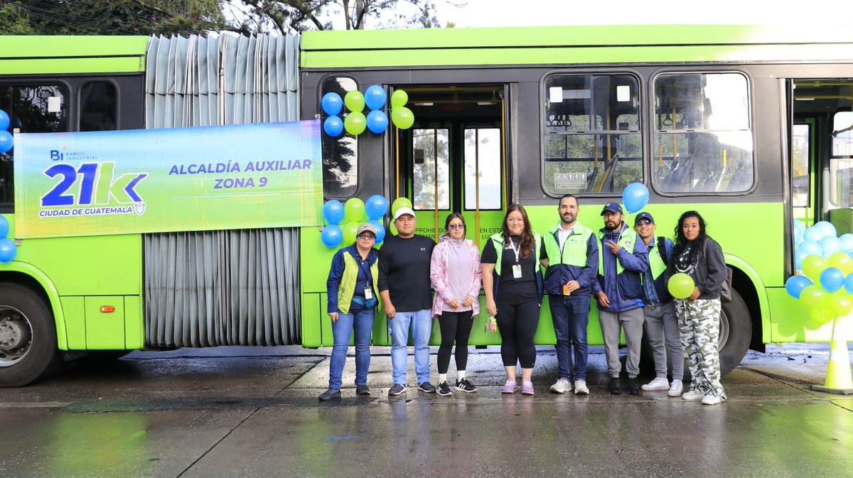 La <a href="/21KMuniGuate/">21K MuniGuate</a> da inicio con el paso de miles de atletas que van a cumplir un nuevo reto. ¡#EquipoTransmetro animando a los corredores! 🏃‍♂️🥳🙌 #LaCiudadDelRunning