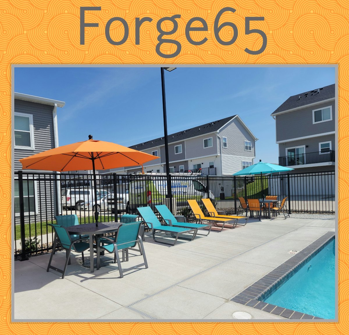 When you are Visual to the core, one must organize the 🌊pool🌞area properly!
💙🩶🧡