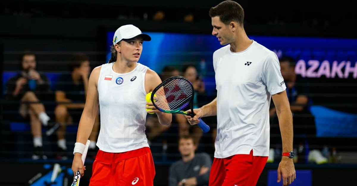 RelevantTennis's tweet photo. BREAKING 🚨

As per The Telegraph, ATP & WTA will convene in London later this month to discuss merger.

One of the reasons could be to prevent a Saudi takeover of the sport, as well as to strengthen the tennis brand overall.

This is a topic that had already begun to be discussed post-pandemic, particularly at the beginning of the year with the launch of the United Cup. 

It's intriguing how Briggs mentions in the article the possibility that another concern is the challenge posed by the rival player union founded by Novak Djokovic, the PTPA, 'which has been gradually expanding its influence since its establishment four years ago'.

Undoubtedly, there would be several advantages, especially for the WTA Tour. It could potentially eliminate the gender pay gap with the ATP and also boost its popularity. Additionally, it would be advantageous for the fans, as they could enjoy a single platform similar to Tennis TV where they can watch matches and content from both tours.

At the moment, however, there is nothing concrete.