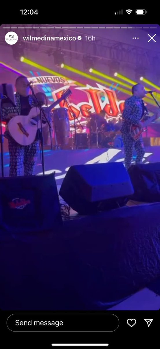 Eddy_Talks's tweet photo. Qué raro que la prensa local y nacional no toquen la mega fiesta que hizo en Culiacán el bodoque mayor del peje a su hijastra de 17 años?
Fue una fiesta millonaria.....no tuvo nadita de austera.

Hay muchas preguntas en el aire
¿Cuánto costó esa fiesta? ¿ por qué en Culiacán si ni él ni su esposa son de Culiacán? ¿ o alguien patrocinó esa pachanga? 

Silencio total en los medios y en la mañanera. Ahhhhh no fuera hijo de Calderón o peña y ya lo trajeran el peje y chairiza de bajada criticando el derroche millonario de esa fiesta.

Qué raro o no