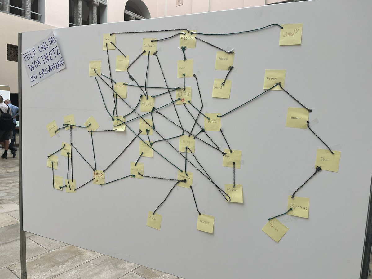 Petit Monde des Mots tweet media