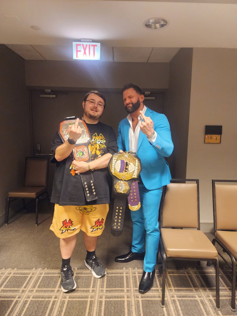 TheEliteBandito's tweet photo. Highlights from @StarrcastEvents yesterday meeting the Indy God @TheMattCardona again always the nicest to his fans! https://t.co/KshgzQtrbD
