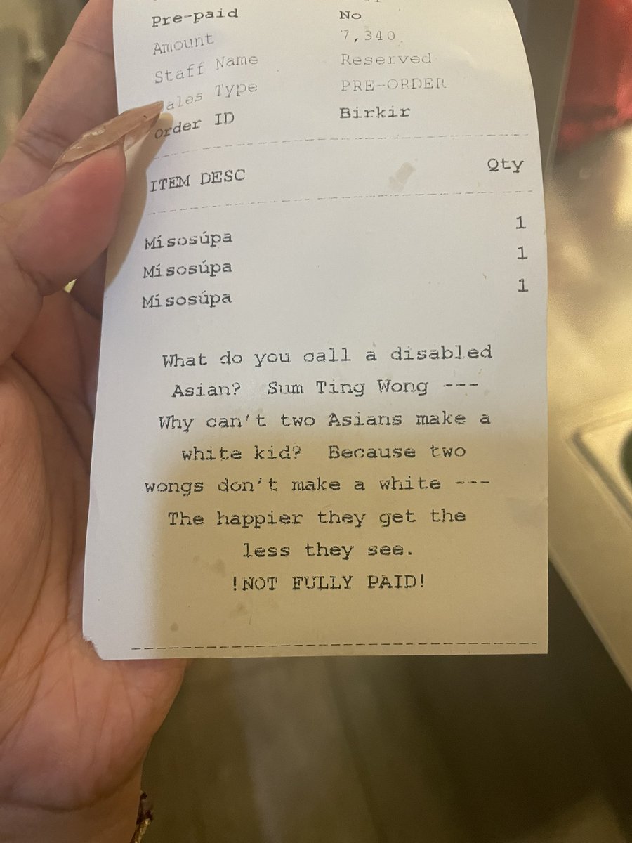 Þetta var skrifað á pöntun hjá tokyo sushi. Birkir, þú ert ógeðslegur.