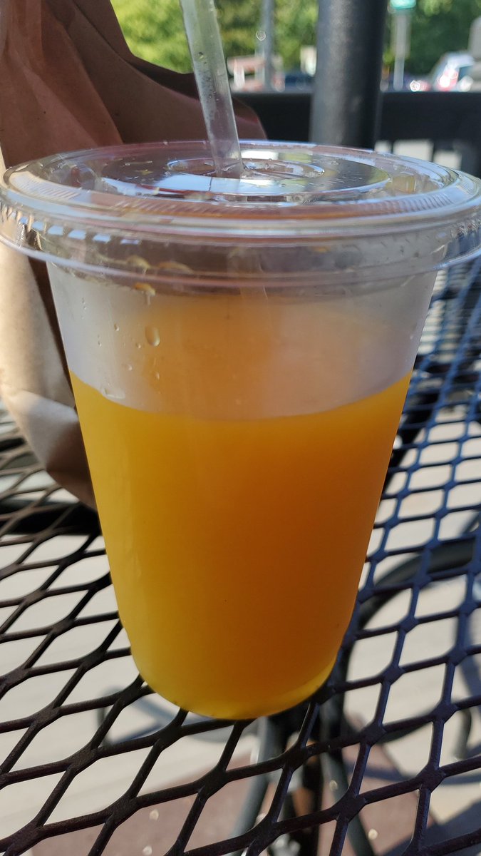 LadyDi1002's tweet image. Fresh squeezed orange juice, raspberry beignets, and muffins at @OldMillCafeEC on this beautiful SunDay morning

#HistoricEC

#WalkingTheWalk

#TakingItEasy

#RestfulWeekend