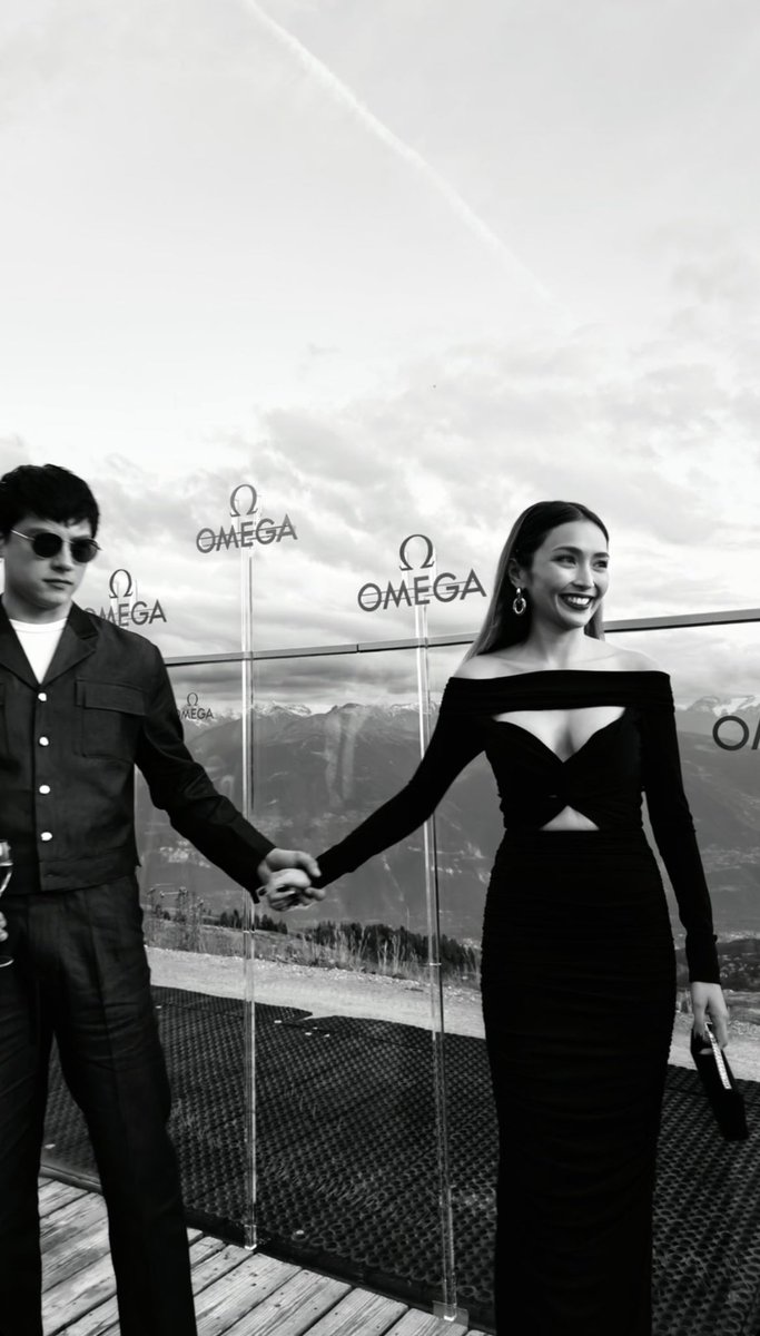 KCMBBulletin's tweet image. Exuding elegance, @bernardokath and @imdanielpadilla at Cry D’Er for the #OmegaEuropeanMasters

From @vogueph’s IG story
 #OMEGA
#KathrynBernardo
#DanielPadilla
#KathNiel