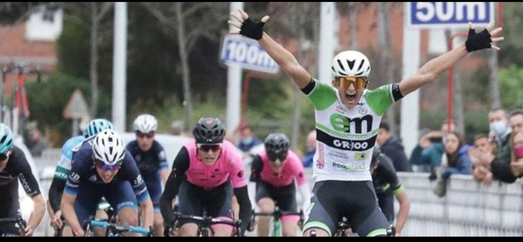 No es Photoshop,  son dos triunfos para guardar en las vitrinas.

It' s not Photoshop, it's two victories to keep in the trophy cases

Buen trabajo de <a href="/RFECiclismo/">Real Federación Española de Ciclismo</a> 
<a href="/circuitoguadia/">Circuito Guadiana</a>  <a href="/GiroLunigiana/">Giro della Lunigiana</a>