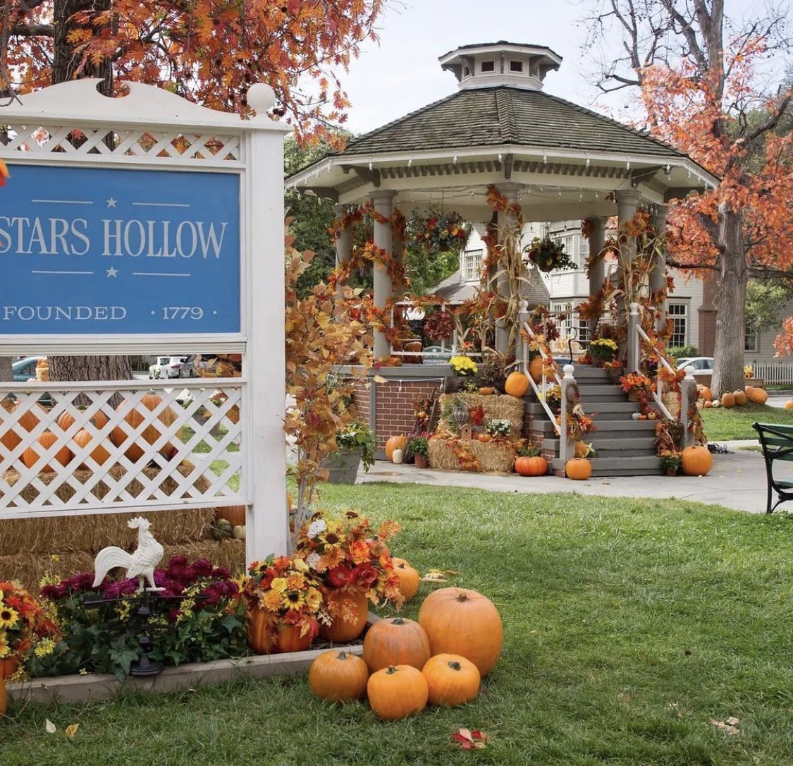 if you recognise this location, please be my friend