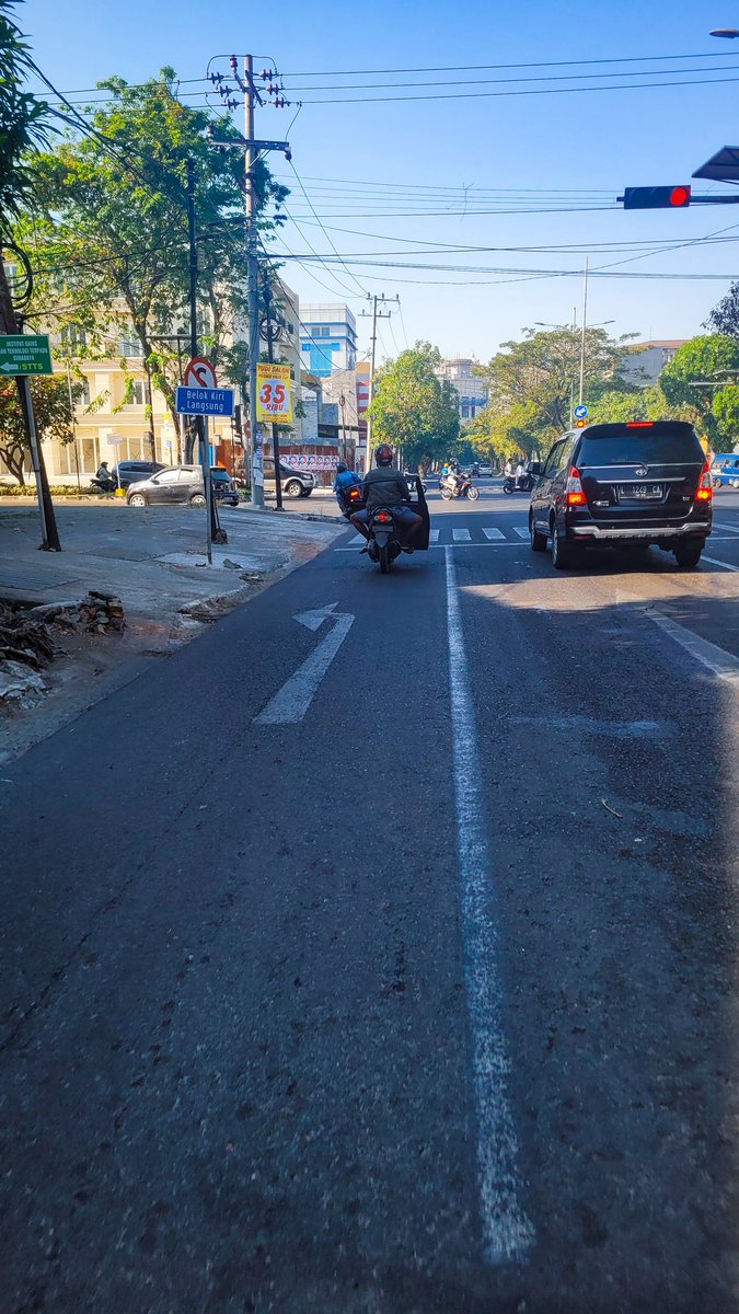 faafrizal's tweet image. hmm ....🤦 🤦