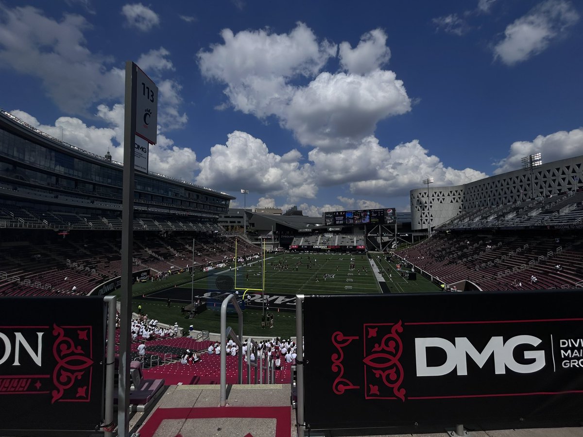 1st of many for my boy great start to your college career! 🔒🏝️❤️🚦