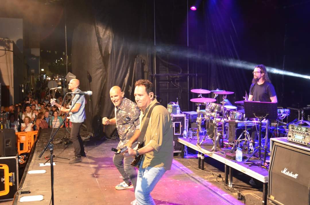 Espectacular la nueva edición del "Sonidos del Viento" en la Playa de #ElBurrero, con el que despedimos el verano 2023. Espero y deseo que este festival tenga continuidad en los próximos años. #HaciendoPueblo👓
