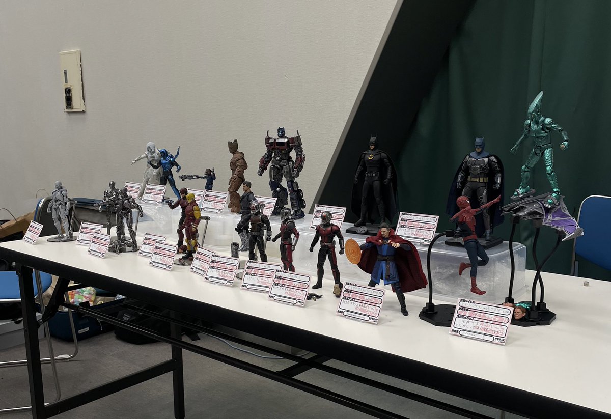 terminatorMk1's tweet photo. 本日はご来場いただきありがとうございました！！

このような規模のフィギュア展示イベントに参加するのは初めてだったので最初から最後までずっと興奮しっぱなしでした😆
超エキサイティンなイベントを少人数で動かしてくださった運営様には感謝しかありません…！！
#オモユニ
#オモユニ最高 https://t.co/nRjPzknhft