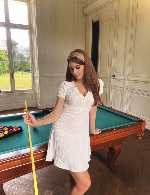 &lsquo;Miss Scarlett in the Billiard Room with the candlestick&rsquo; 🕵🏽&zwj;♀️🔍🇫🇷 https://t.co/wRBfvq6oU8