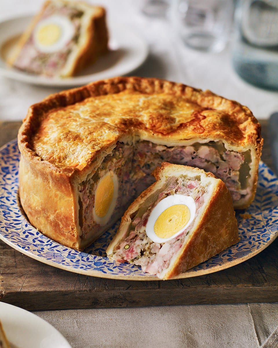 MavenPolitic's tweet photo. Minced British pork belly from the best breeds of pig in the world, perfectly and lightly seasoned with pepper, mace and nutmeg, topped with a slim layer of meat jelly and cooked in hot water pastry, served with tangy pickled vegetables.

"A travesty" https://t.co/sRcSuABmHI