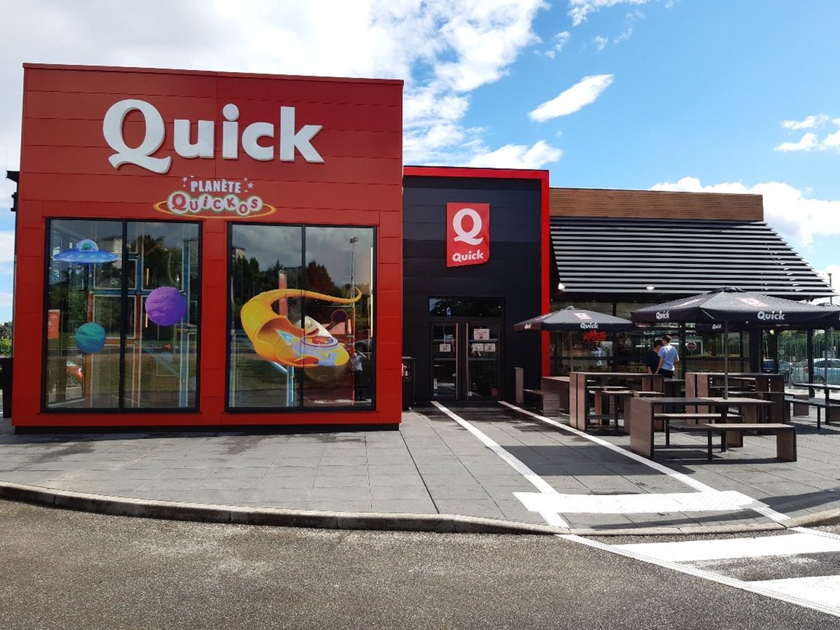 Saksam_'s tweet photo. goku prime ÉTEINT le quick d'Aubervilliers et je ne suis pas ouvert au débat https://t.co/rhET51Lgb4