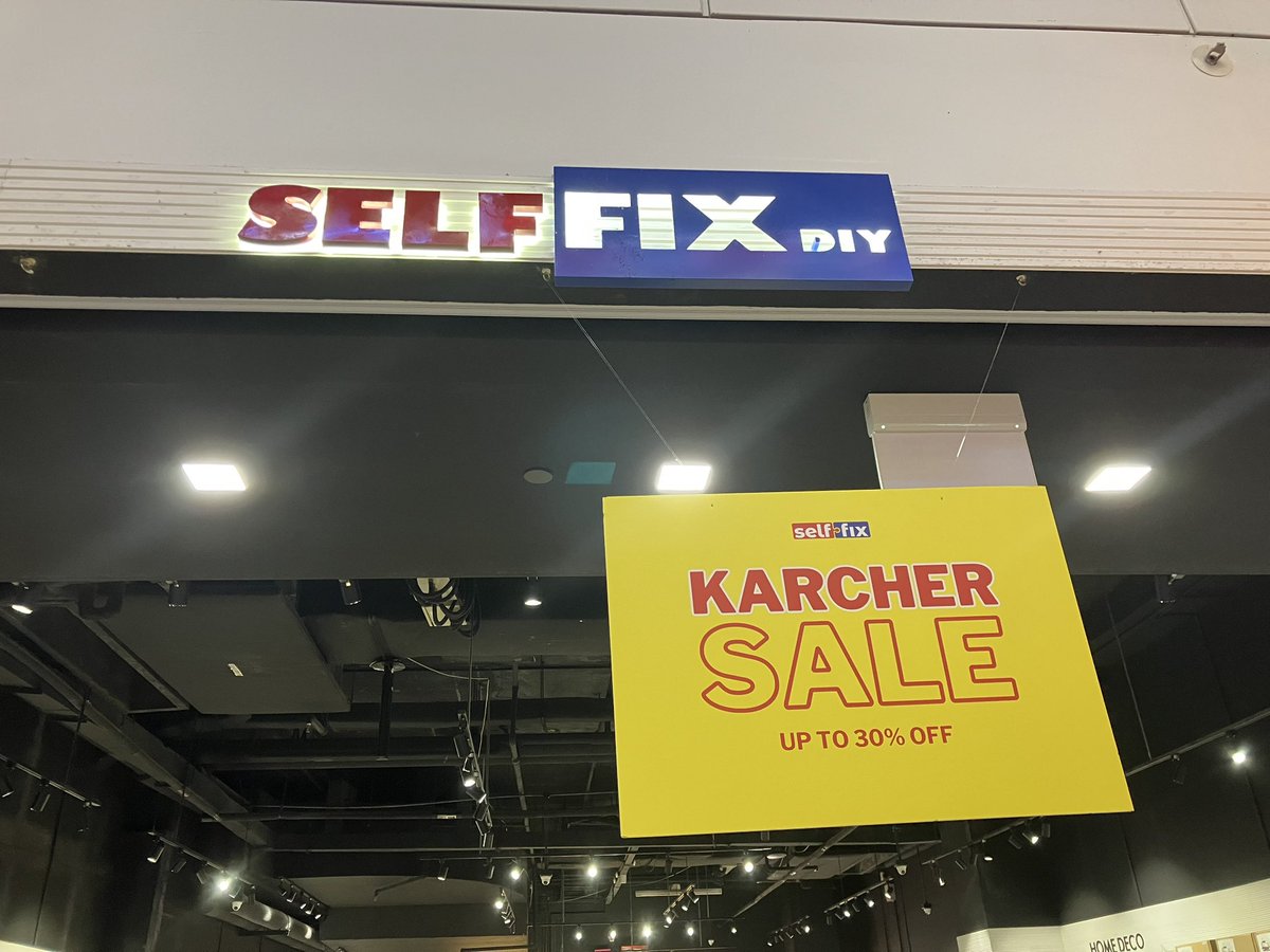 Selffix DIY シンガポールに戻って早々お風呂場のコーキング剤を買いに🏃‍♂️簡単な家の補修は自分でやる💪