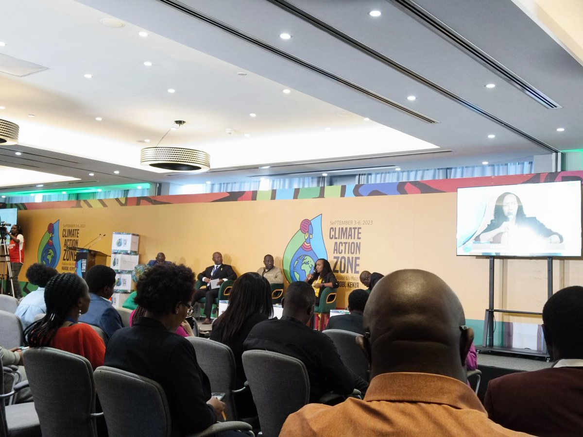 malel2's tweet photo. “it is important for the conversations to go beyond Kenya and become a opportunity to learn from each other. "Dr. Oumar Sylla #ClimateAction https://t.co/dEC6l8cACT