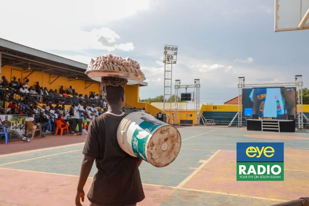 When you are covering a story and another story catches your eyes. Great pic <a href="/EyeRadioJuba/">Eye Radio</a>.