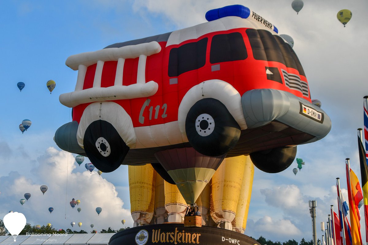 BallooningNoord's tweet photo. 🚨🚨🚨🚨
One of my favorites. The firemen truck!
#Warstein #WIM23 https://t.co/2NTmExpE1X