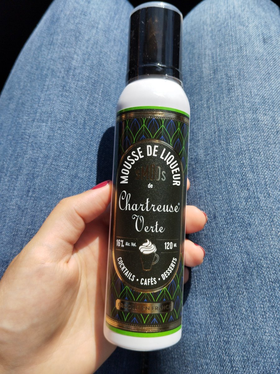 RebeccaRbk38's tweet image. Hello la team #Chartreuse 💚💚